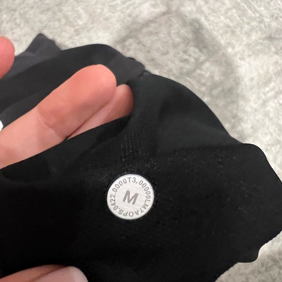 Lululemon Men’s Lined Short - Picture 5 of 7